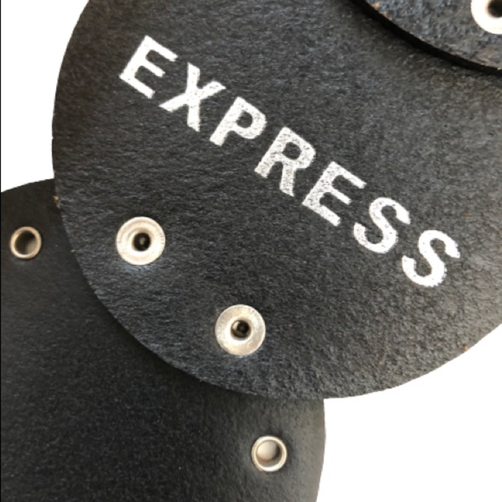 🌹EXPRESS🌹 - Picture 4 of 4